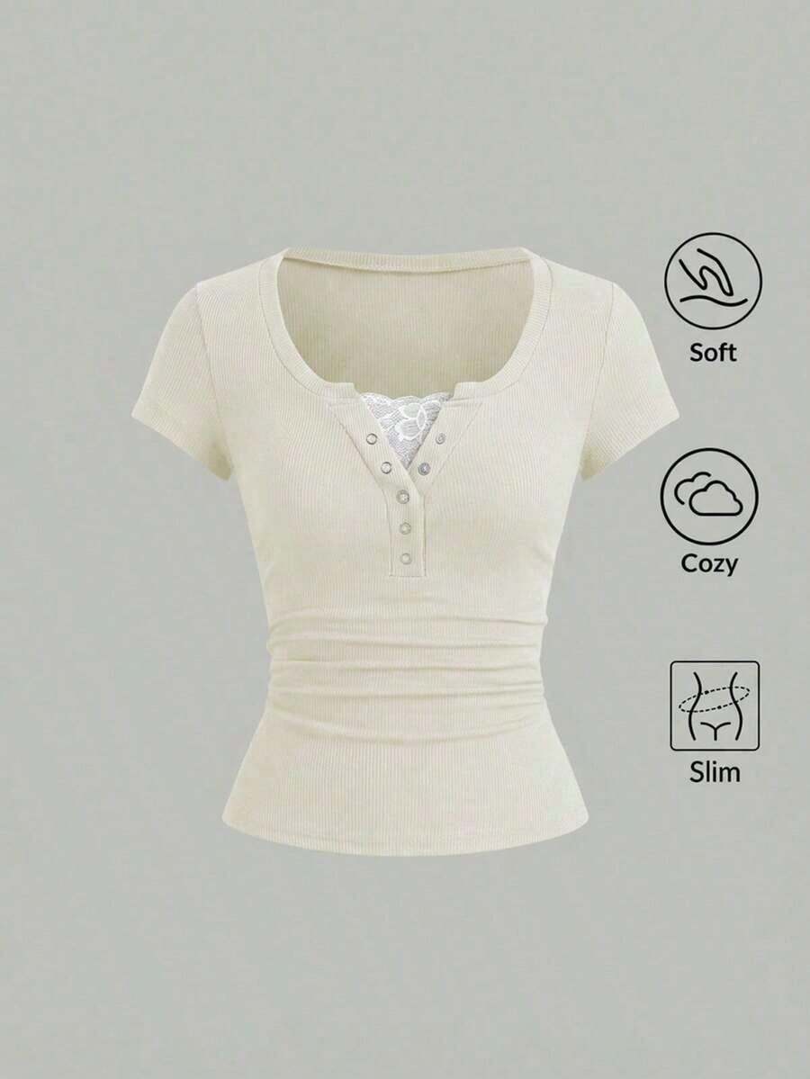 Camiseta de manga corta de unicolor con recorte de encaje de ojal semi-abierto para mujer, estilo urbano - Crema - Ver 1