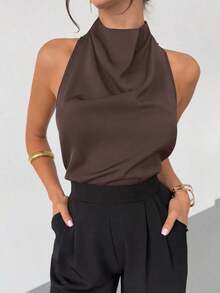 negra ajustada de estilo casual y elegante para la temporada de primavera/verano, con cuello asimétrico, sin mangas, escote halter, espalda descubierta y decoración de lazo - Marrón Chocolate - Ver 3