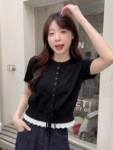Cárdigan de punto gris de manga corta para mujer, de corte slim, con estilo universitario de verano, cuello redondo, parche de encaje y dobladillo con cordón - Negro - Ver 3