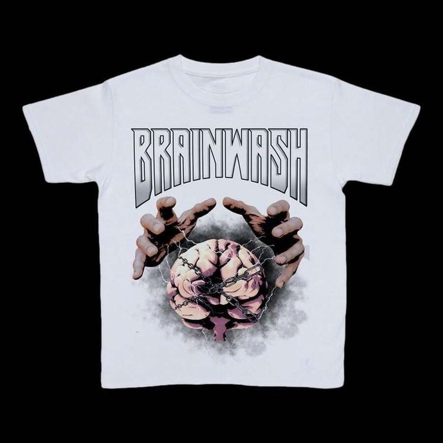 Bra1inwash Unisex T-Shirt, A Gift For Fans. Color: Black/White. Sizes: Various. 220g Essential Unisex Cotton T-Shirt, 220g Of Unique Softness. Designed To Fit Everyone, Men And Women Alike. Durable, High-Quality Fabric, Ready For Any Cut, Delicate To The Touch But Built To Last. Lightweight Tops For Women, Perfect For Fall Outfits, Vacation Wear, Or New Year's Costumes. - 白色 - 查看 1