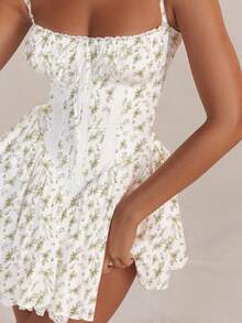 Women's Short Dress With Lace Straps And Fitted Design - 綠色 - 查看 2