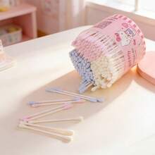 Miniso 名创优品 Hello Kitty 纸杆双头棉签 150 支装 & Hello Kitty 多头棉签组合装 240 支装，柔软棉头亲肤不刺激，纸杆坚韧不易弯曲，多用途，可用于清洁、卸妆、耳鼻护理（1 支装） - 多色 - 查看 7