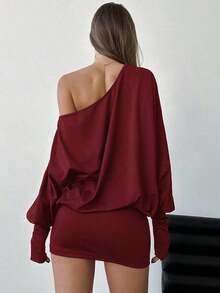 Vestido corto y ajustado de manga larga, asimétrico y sexy para mujer, para festivales de música y estilo streetwear moderno - Burdeos - Ver 2