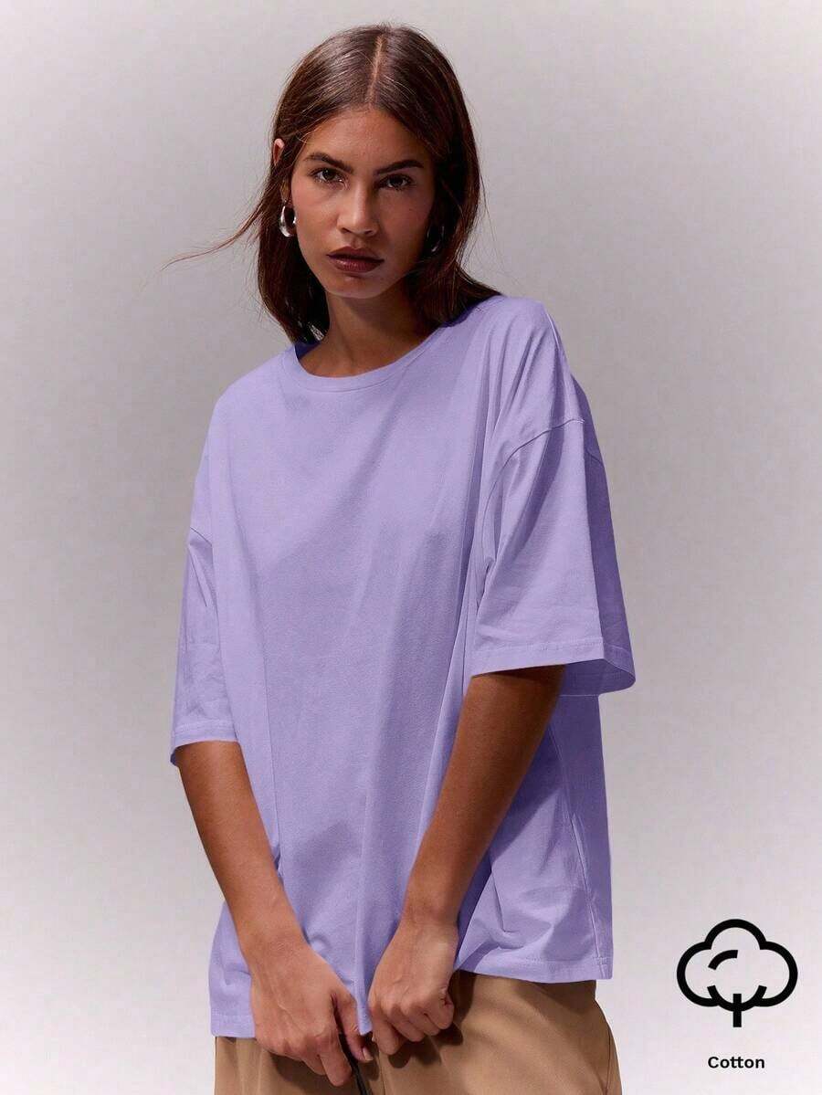 Camiseta de cuello redondo suave y oversize, parte de un armario cápsula casual, camiseta oversize para uso diario, aeropuerto, vuelta al colegio, elegante para primavera y verano, vacaciones - Morado - Ver 1
