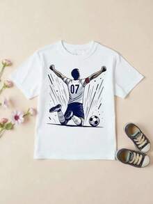 Camiseta de manga corta a la moda para niños, con temática de celebración del fútbol: combina el estilo de un atleta estrella con momentos deportivos dinámicos, creando un atuendo moderno para jóvenes entusiastas del fútbol.Es casual pero expresivo. - Negro - Ver 1