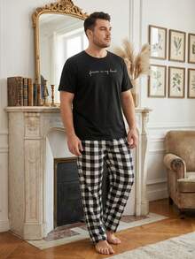 Men's Plus Size Pajama Set, Black English Letter Short Sleeve Top + Black And White Plaid Long Pants, Fun Design, Suitable For Home Leisure - Black - View 4
