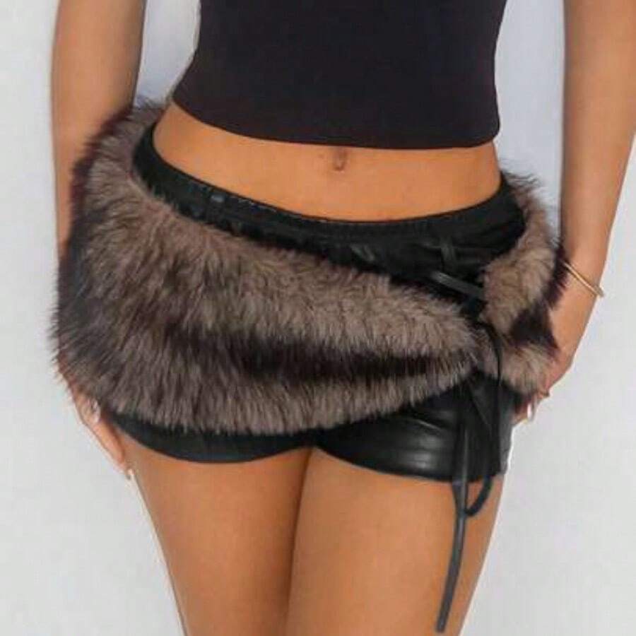 ICON Women Stylish Low-Rise PU Leather Patchwork Faux Fur Shorts,Low Rise Shorts - Negro - Ver 1