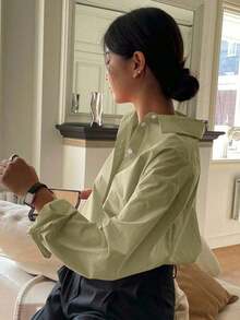 Camisa holgada de mujer de unicolor, de manga larga y de abotonadura sencilla - Verde - Ver 2