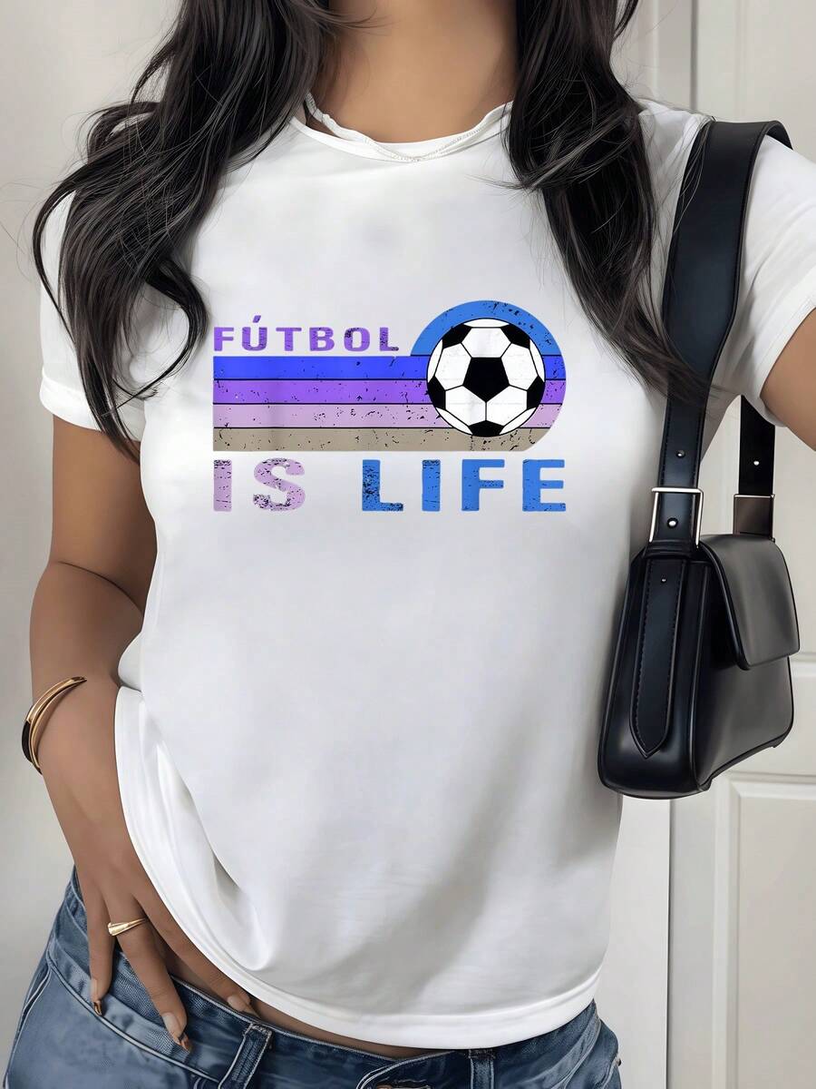 Soccer Ball Alongside Colorful Lines Symbolizing The Passion, Energy, And Movement Of The Sport, Displaying The Phrase "Soccer Is Life," Representing The Love For The Game. Women's Casual, Modern, Comfortable T-Shirt For Everyday Wear. - 白色 - 查看 1