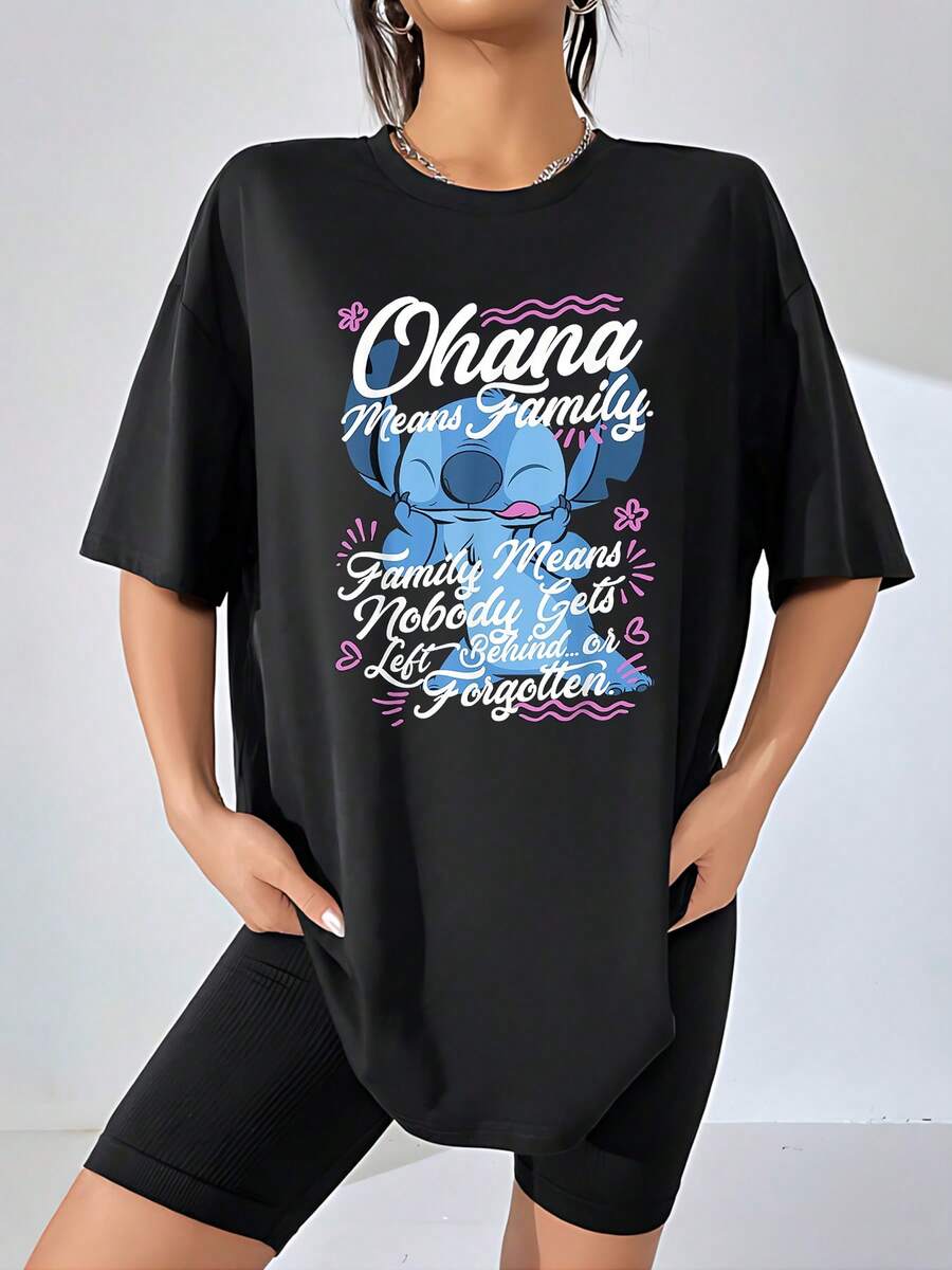 Ohana Symbolizes Family Unity And Unconditional Love That Never Leaves Anyone Behind Or Forgets Anyone, With A Blue Character Embracing The Message Of Solidarity And Hope. This Soft And Comfortable Women's Casual T-Shirt Is Perfect For Everyday Wear. - 黑色 - 查看 1