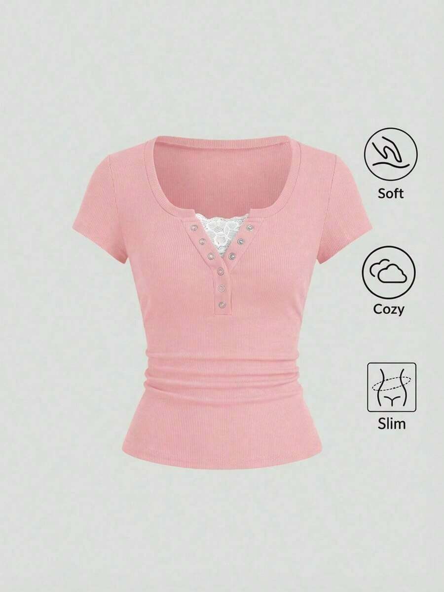 Camiseta de manga corta de unicolor con recorte de encaje de ojal semi-abierto para mujer, estilo urbano - Rosa - Ver 1
