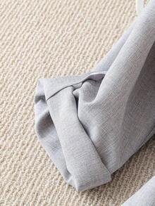Chaqueta delgada de traje casual con bolsillo en la solapa y dobladillo de manga para mujer - Gris Claro - Ver 4
