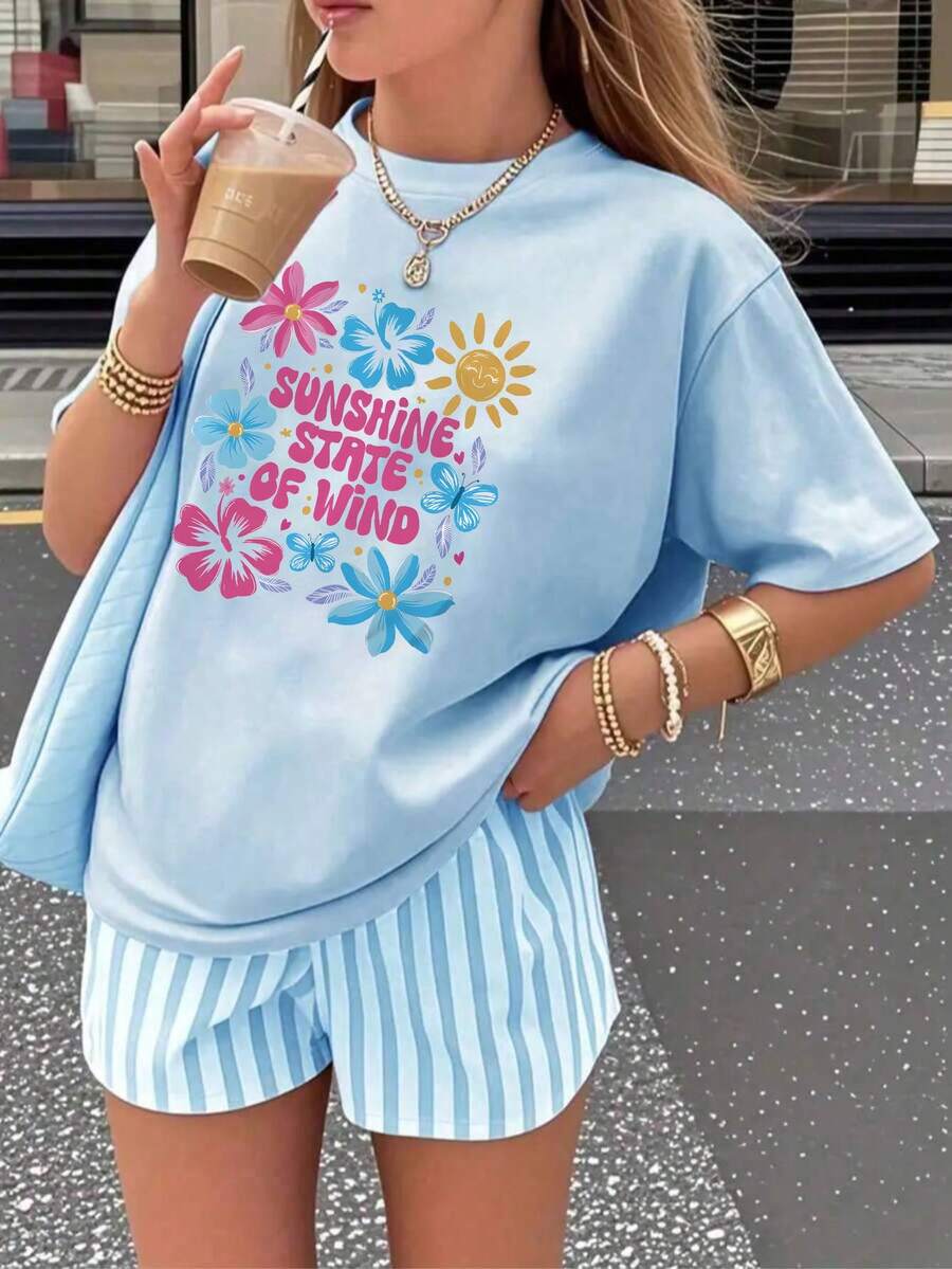 Summer T-Shirt With Fruit And Flower Graphic, Relaxed And Flattering Style. Loose-Fitting Youth T-Shirt With Strawberry, Lemon And Ice Cream Design, Flirty Style To Pair With Shorts. - YH421-藍色 - 查看 1