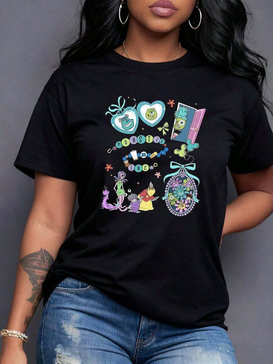 Hearts And Smiling Monster Figures Representing Friendship And Joy In A Colorful World Full Of Magical Doors. Modern And Fun Women's T-Shirt, Casual Short Sleeve. - 黑色 - 查看 1