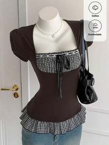 Blusa de verano elegante con volantes en el bajo, estampado de flores diminutas y parches - Café integral - Ver 1