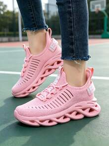 Low-Top Breathable Mesh Lightweight Outdoor Children Sports Running Shoes - Pink - View 2