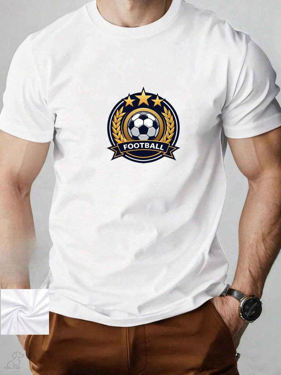 Camiseta de cuello redondo con gráfico impreso para hombres, insignia de fútbol estilo plano de dibujo animado, fútbol en blanco y negro, hojas de laurel doradas, tres estrellas doradas, atuendos casuales elegantes para hombres - adecuados para uso diario, vacaciones y entusiastas del fútbol. - Negro - Ver 1