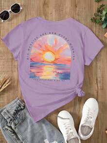 Women's Oversized Purple Summer T-Shirt With A Sea Sunset Print And Biblical Text. Loose-Fitting Round Neck T-Shirt With A Sunset Landscape And Cross Design, Spiritual Style. - YH488-紫色 - 查看 3