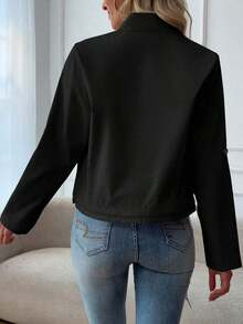 Chaqueta bomber ligera para mujer con cuello alto - Chaqueta de vuelo con cremallera con bolsillos delanteros decorativos y dobladillo ajustable con cordón, una prenda exterior ideal para el estilo casual de calle en primavera y otoño.Rojo - Negro - Ver 2