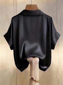 Blusa de satén color champán con escote en V y diseño de botones de perla, de manga corta, elegante para primavera/verano - Negro - Ver 2