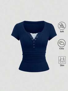 Camiseta de manga corta de unicolor con recorte de encaje de ojal semi-abierto para mujer, estilo urbano - Azul marino - Ver 1