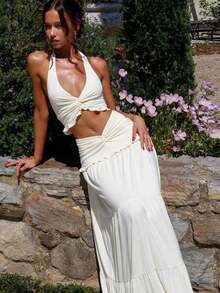 Two-Piece Set: Sleeveless Top With V-Neck And  Halter Neck And Long Ruffled Skirt - 杏色 - 查看 3