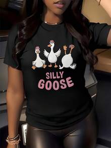 Tres divertidos gansos blancos con gorros rosas celebran la alegría y el humor transmitiendo energía positiva y espontaneidad para mujeres alegres camiseta de mujer casual cómoda y moderna - Negro - Ver 8