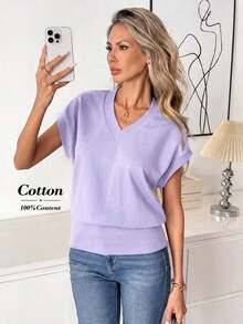 Camiseta casual de mujer de unicolor con cuello en V, mangas cortas tipo murciélago, para usar con vaqueros - Púrpura malva - Ver 2