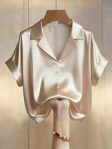 Blusa de satén color champán con escote en V y diseño de botones de perla, de manga corta, elegante para primavera/verano - Champán - Ver 1