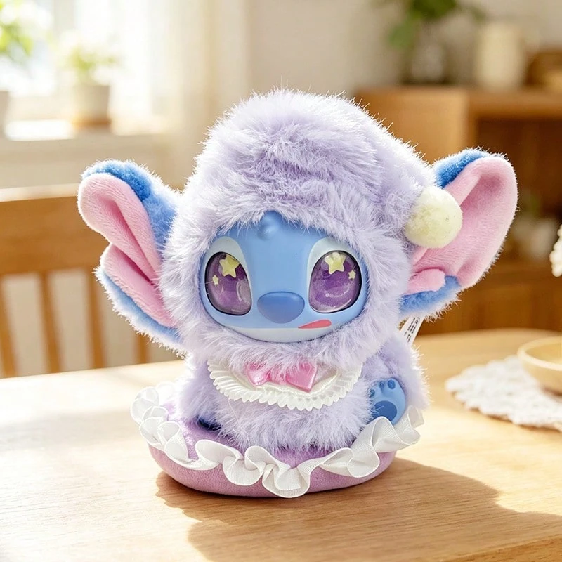 Miniso Thẻ treo bằng gốm sứ hình Stitch trong bộ sưu tập "Woke Up Like This" của Disney, thiết kế Stitch mềm mại và dễ thương, đồ trang trí sưu tầm, phù hợp cho túi xách, trang trí nhà cửa, món quà tuyệt vời cho người hâm mộ Stitch. - Màu xanh lam - Xem 1