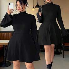 Vestido elegante de unicolor de punto elástico con cuello alto para mujer talla grande, nuevo para otoño/invierno - Burdeos - Ver 2