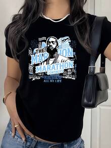 El arte representa la fuerza interior que impulsa la superación constante mostrando banderas a cuadros y edificios urbanos que simbolizan la perseverancia y la energía positiva camiseta de mujer casual moderna cómoda para uso diario - Negro - Ver 1
