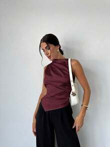 Blusa de satén con cuello plisado, sin mangas, elegante y sencilla, para oficina y negocios, con dobladillo puntiagudo, color marrón - Granada - Ver 1