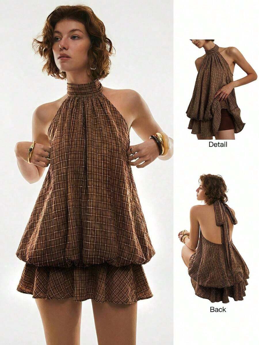 Vestido corto de verano para mujer con cuello halter, espalda descubierta y volantes con estampado de cuadros - Óxido marrón - Ver 1