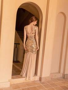 Women's Long Party Dress With V-Neck, Sequin And Lace Embroidery On The Top, Flowing Chiffon Skirt, Various Colors (Green, Black, Red, Champagne), Ideal For Banquets And Formal Events. - 杏色 - 查看 3