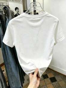 [Entrega Local]Playera Para Mujer Camiseta Para Mujer De PoliéSter En Color Blanco Con Estampado De Mafalda En Bicicleta Y Texto "MAFALDA EST 1963" – Casual De Uso Diario EnvíO Nacional Gratuito Dentro De MéXico - Blanco - Ver 2