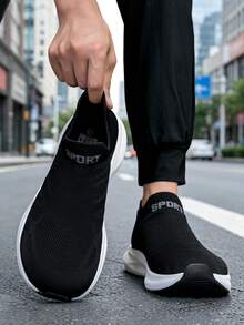 Men's Black Commuting Plus Size Wide Head Thick Sole Barefoot Socks, Sports Running Plus Size Men's Shoes, Slip-On Driving Shoes - Black - View 3