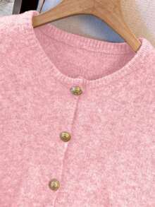 1 pieza Chaleco de punto de mujer minimalista de unicolor con botón de metal suave, parte superior casual versátil, suéter de moda de cuello redondo - Rosa Pálido - Ver 3