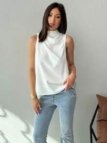 Sleeveless Knit Blouse With Ruching And A Minimalist, Simple H-Shaped Hem For Everyday Wear, For Spring/Summer - 白色的 - 查看 7