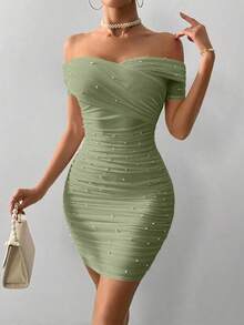 Vestido mini ajustado de mujer con hombros abiertos, manga corta, abalorios y drapeado - Verde - Ver 6