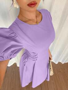 Vestido elegante y romántico para vacaciones de boda de verano 2025 en azul francés regular, con hombros sueltos, mangas abullonadas, cintura drapeada y lazo lateral ajustado - Púrpura malva - Ver 7