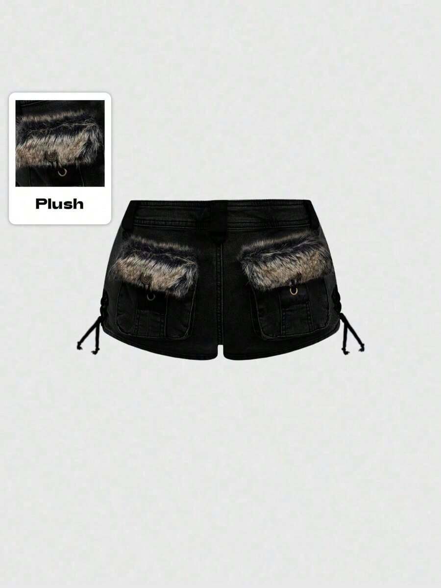 ROMWE Grunge Punk Shorts vaqueros de tiro súper bajo con parches, estilo Harajuku Gyaru Gal Y2K, de cintura súper baja y peludo - Negro - Ver 1
