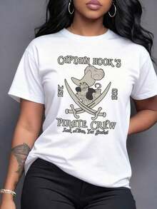Crossed Swords And A Pirate Captain With A Big Hat Symbolizing Adventure, Freedom And Rebellious Spirit On The High Seas. Women's Urban Style T-Shirt, Comfortable For Everyday Wear. Elegant Women's T-Shirt. - 白色 - 查看 7