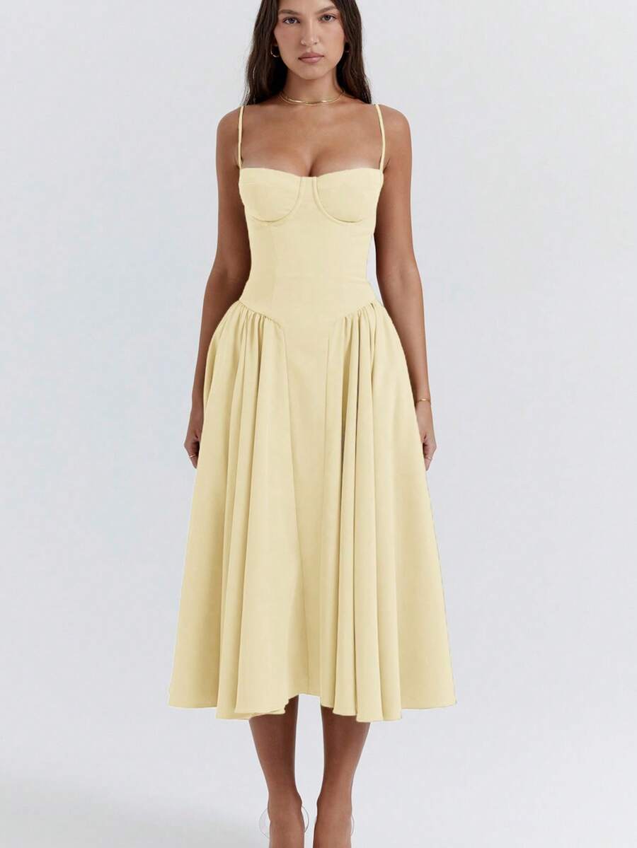 French Vintage Style Long Strapless Dress, Elegant Dress With An Aesthetic Color Palette - Light Yellow - View 1