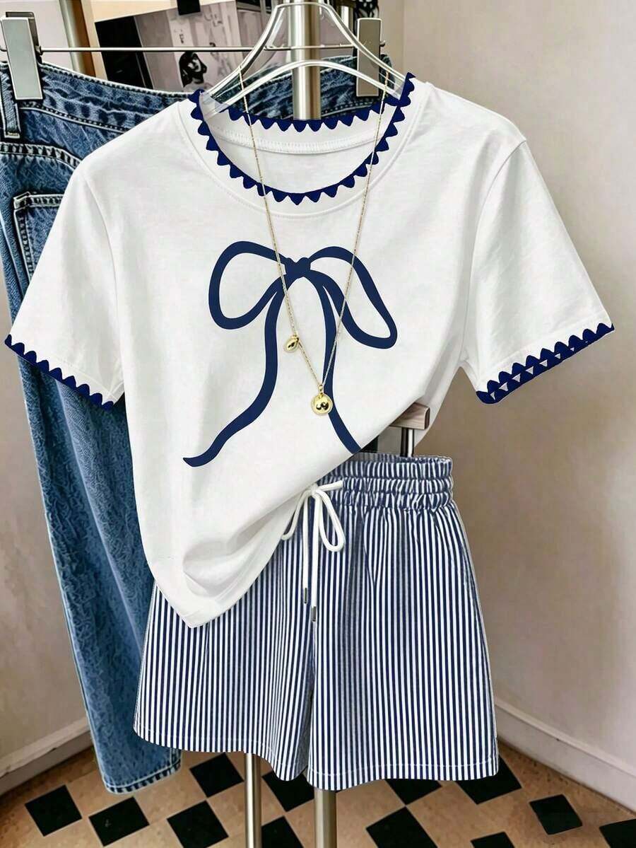 Conjunto de dos piezas de verano para mujer, shorts a rayas blancas y azules, camiseta holgada para mujer, conjunto básico talla grande vendido, con estampado de lazo - Multicolor - Ver 1