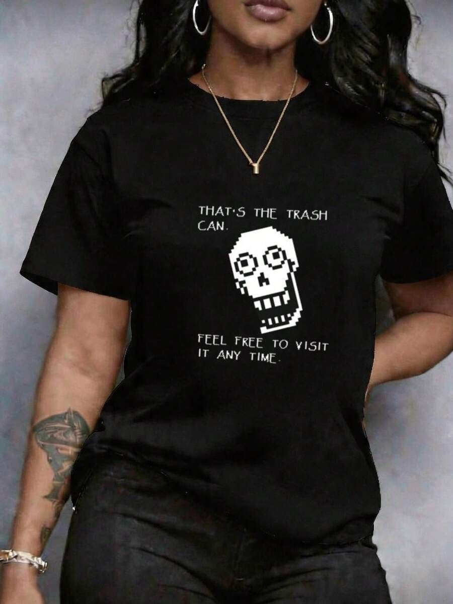 Camiseta para Mujer, Ropa de estampado integral de corazón que combina calavera y texto, corte holgado cuello, disponible en Talla Grande y Tallas Grandes, en estilo deportiva casual, urbano de moda urbana, ideal para diario casual y Uso Casual, prenda cómoda suave, Suave y Transpirable, cómodo y Transpirable - Negro - Ver 1