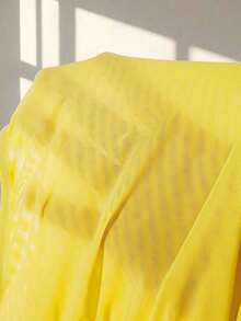 Conjunto de 2 piezas de top corto halter sin espalda con lentejuelas y falda mini drapeada de malla, estilo casual de playa para vacaciones - Amarillo - Ver 8