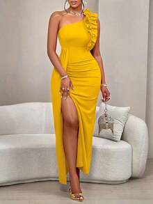 AIJ Vestido elegante de corte asimétrico con hombro descubierto, diseño fruncido y volantes, sin mangas, para mujer, unicolor, para fiestas, citas, fiestas de solteros, cenas formales o eventos de gala en otoño e invierno 2024 - amarillo ganso - Ver 6