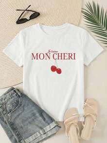 Edición Limitada: Camiseta Casual Blanca de Cuello Redondo para Mujer con Estampado de Cerezas '', Manga Corta con Hombros Caídos, Tejido de Punto de Elasticidad Media para un Estilo Diario, un Dulce Regalo para Mamá. Algodón Ligero. - Blanco - Ver 3