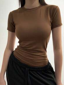 Camiseta de mujer de verano nueva, simple y casual, de corte ceñido y cuello redondo.Versátil y cómoda para el uso diario y las vacaciones. - Marrón - Ver 10